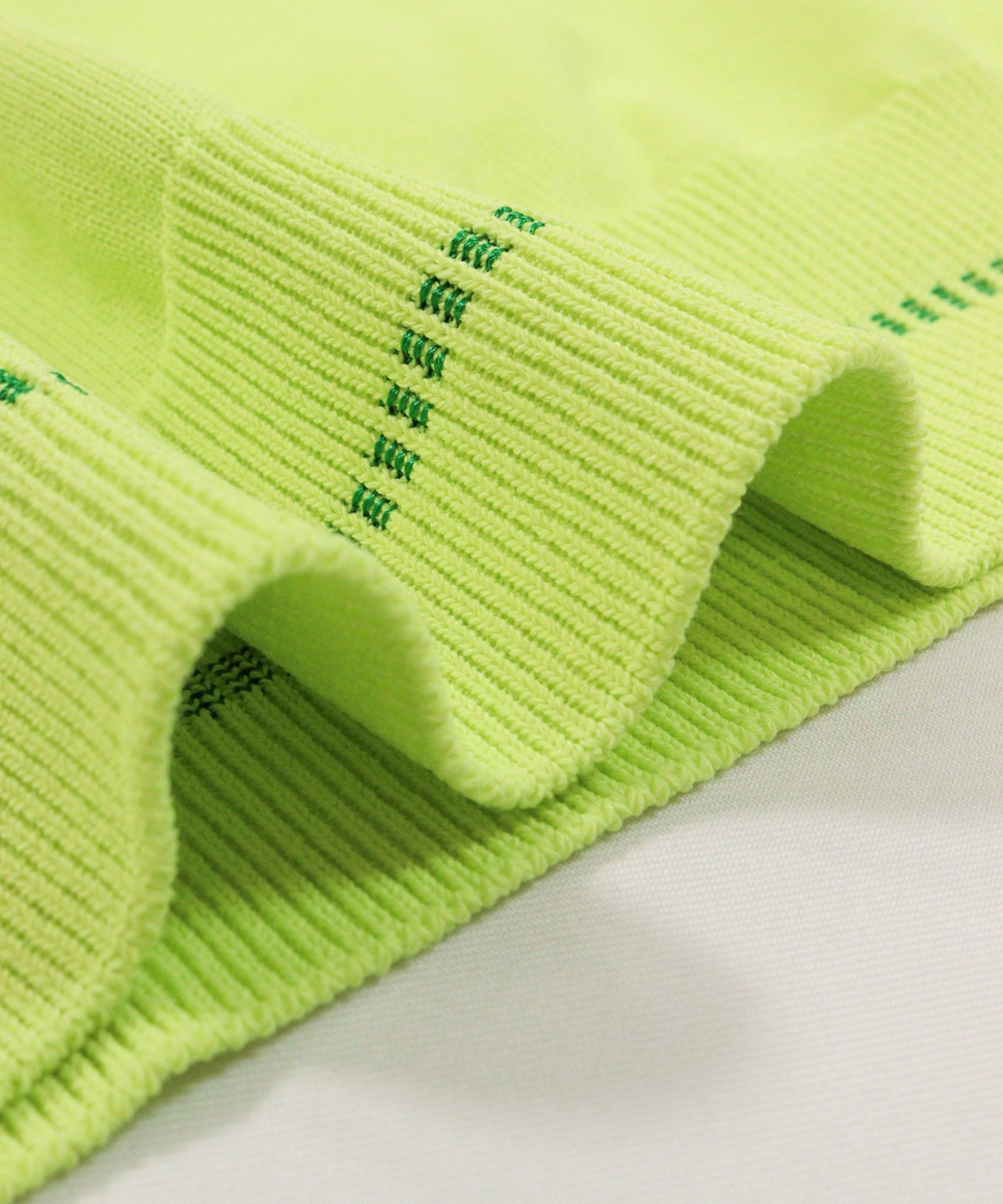 メンズ】コットン混Vネックラインベスト|アルチビオ - ゴルフウェアや