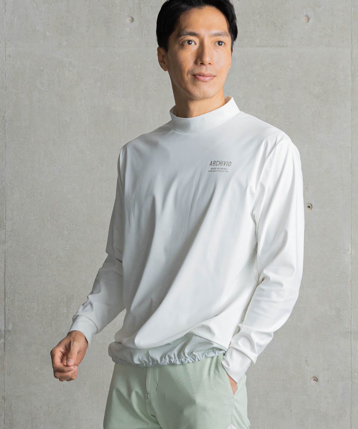 モデル着用画像(ホワイト)