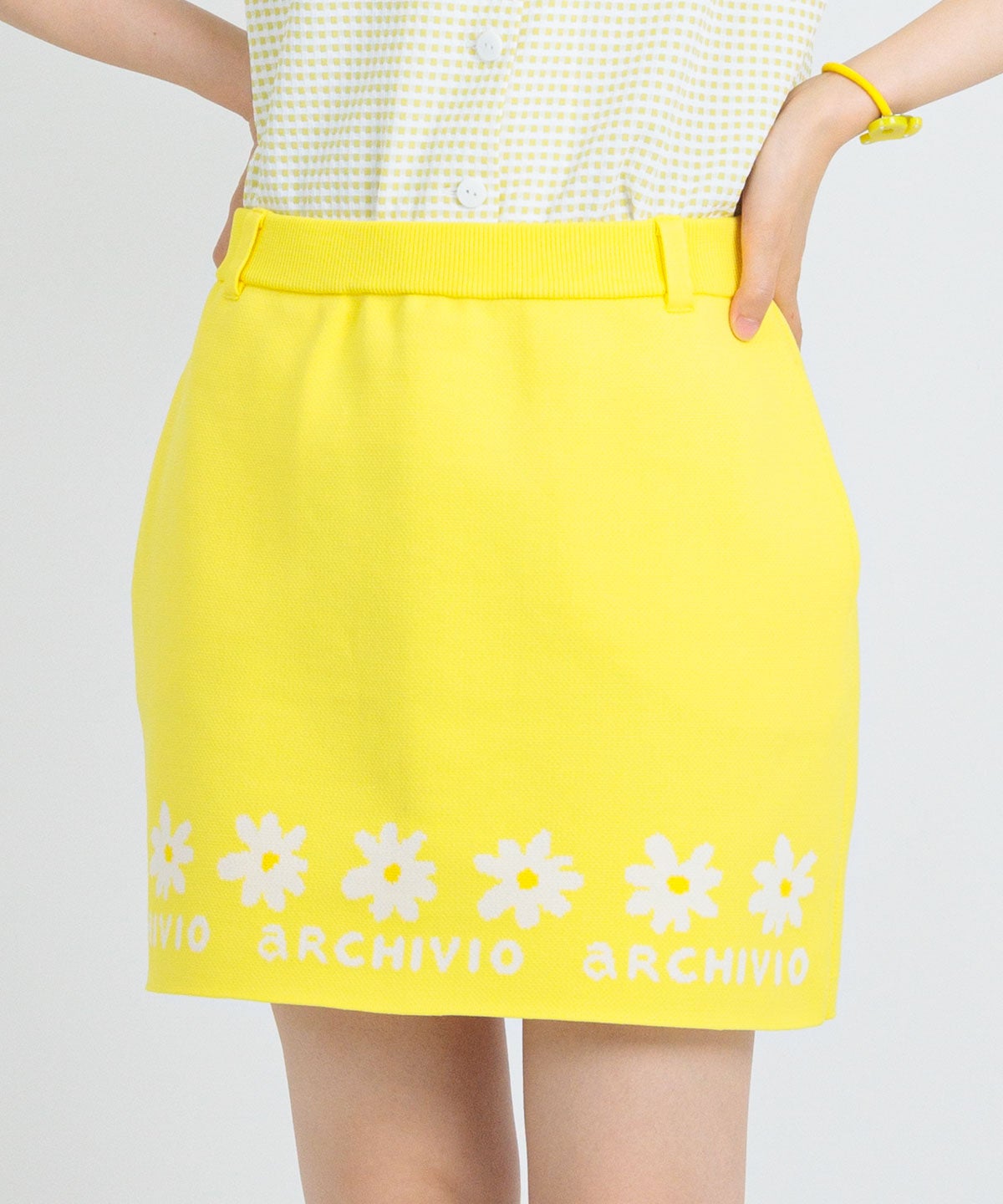 モデル着用画像（イエロー）