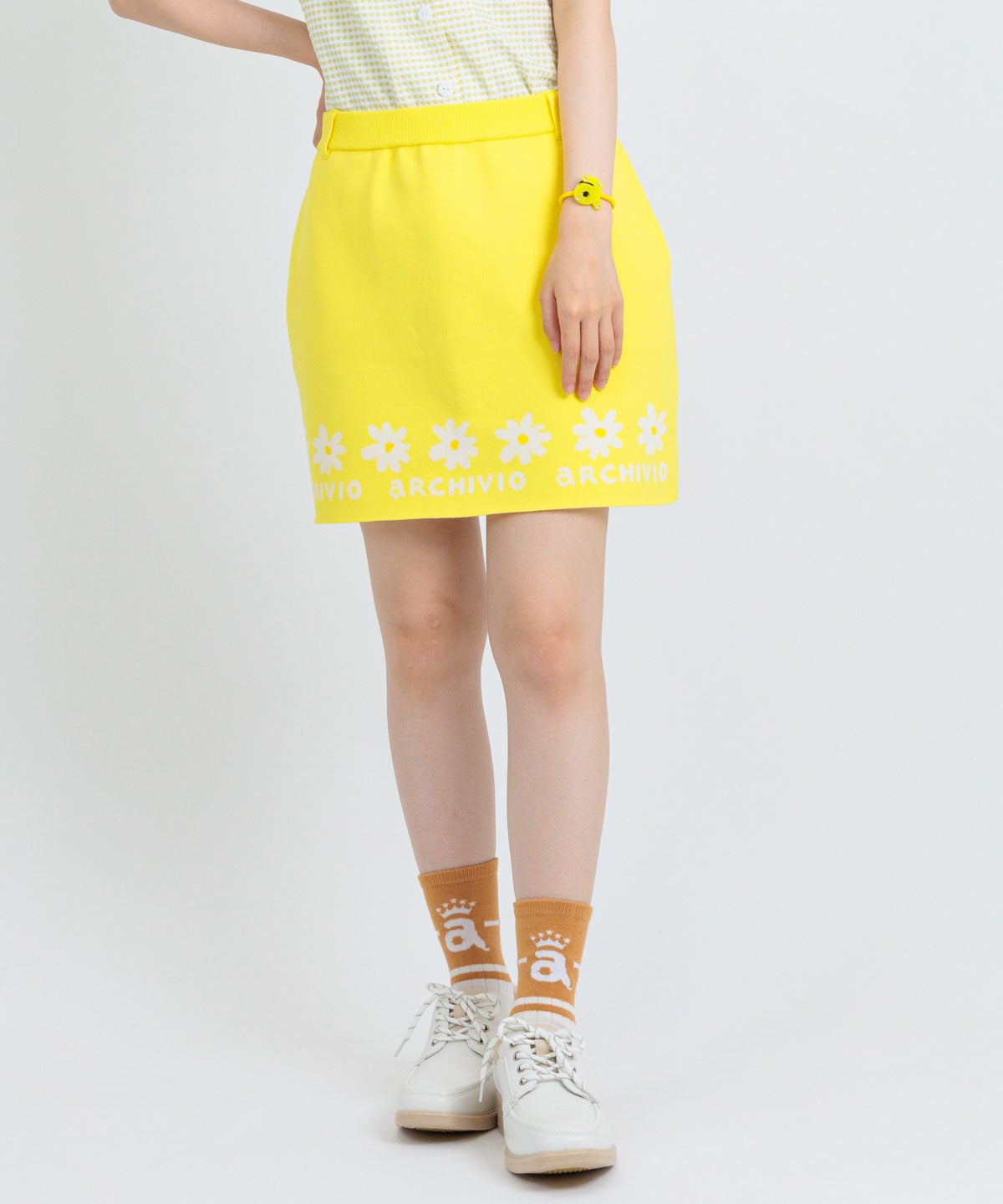 モデル着用画像（イエロー）