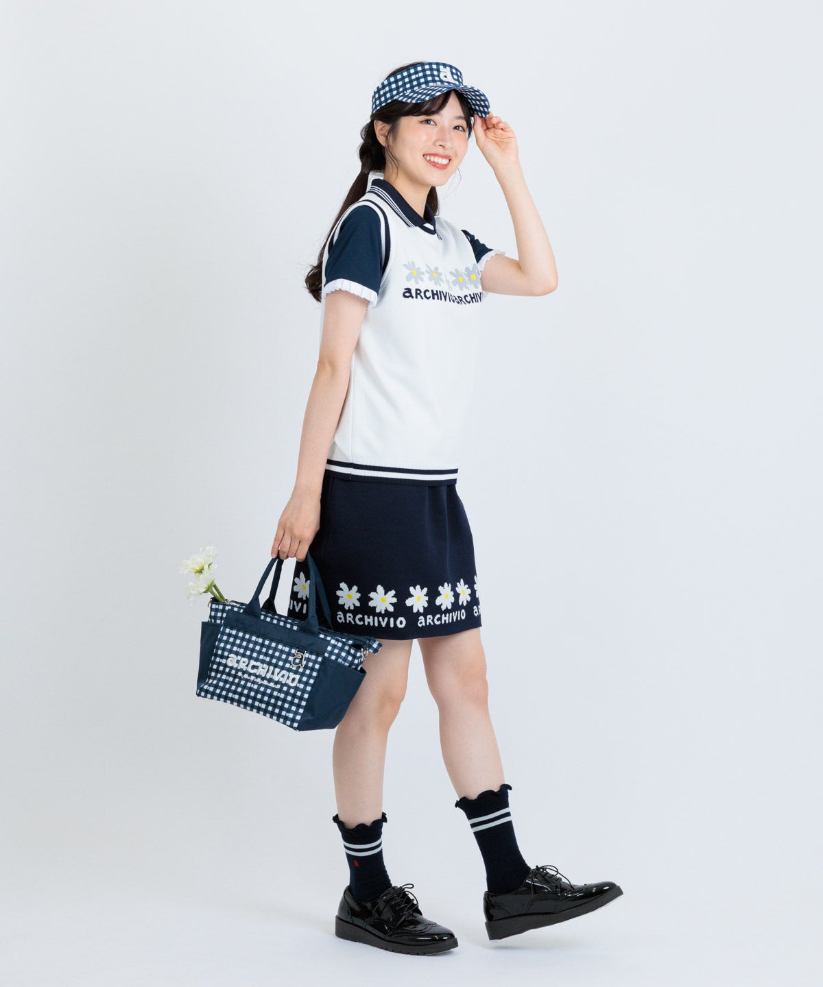 モデル着用画像（ネイビー）