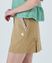 モデル着用画像（ベージュ）