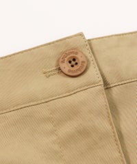 ボタン部分（ベージュ）