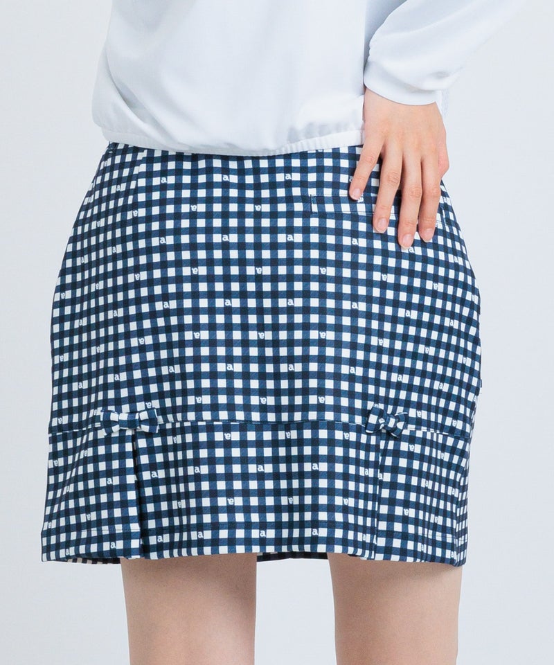 モデル着用画像（ネイビー）