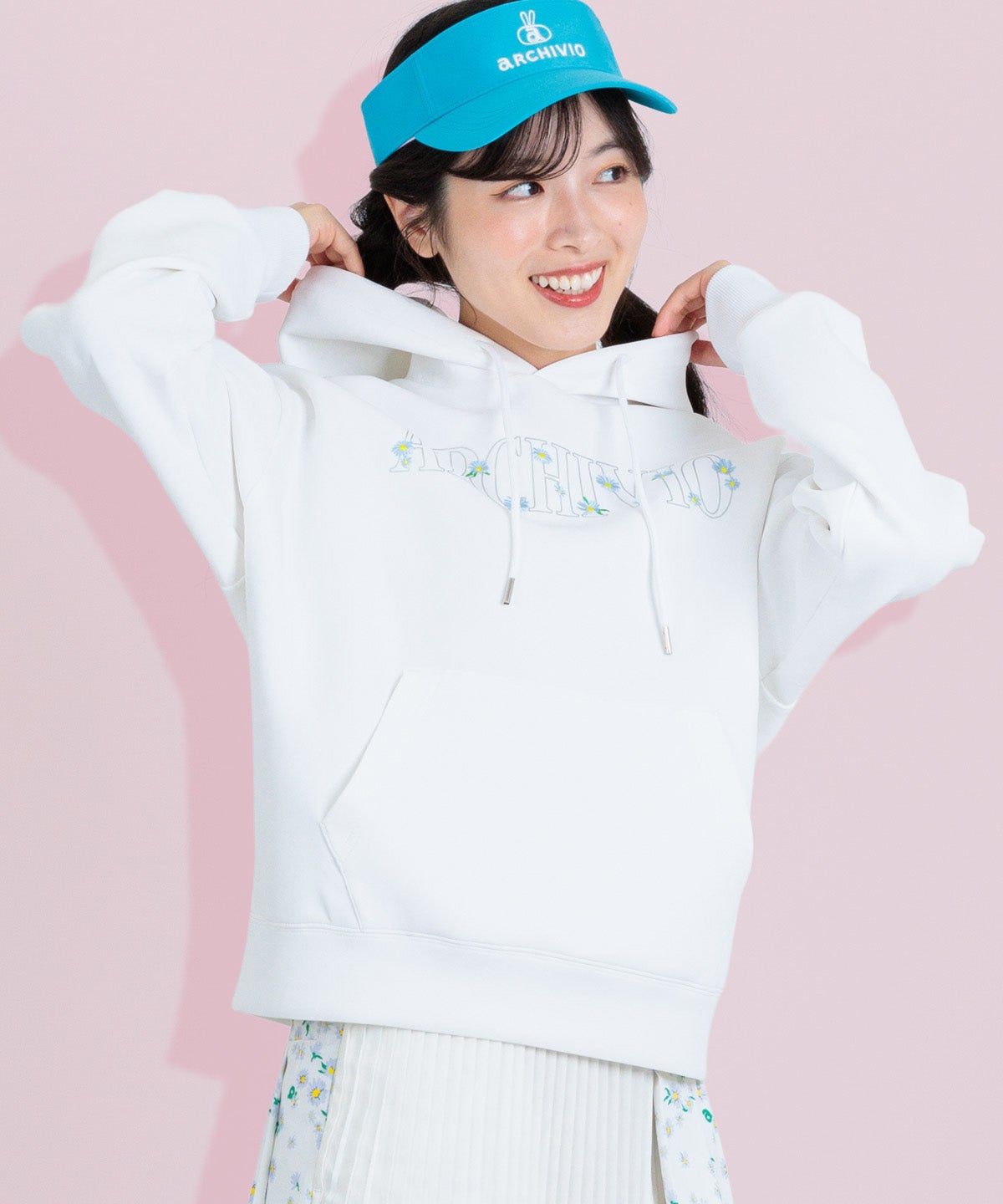 モデル着用画像（ホワイト）