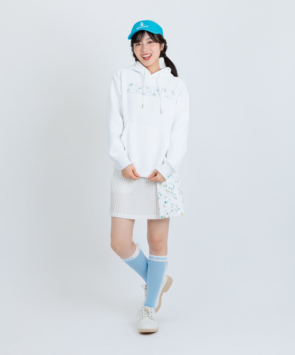 花柄刺繍UVダンボールパーカー|アルチビオ - ゴルフウェアや婦人服通販