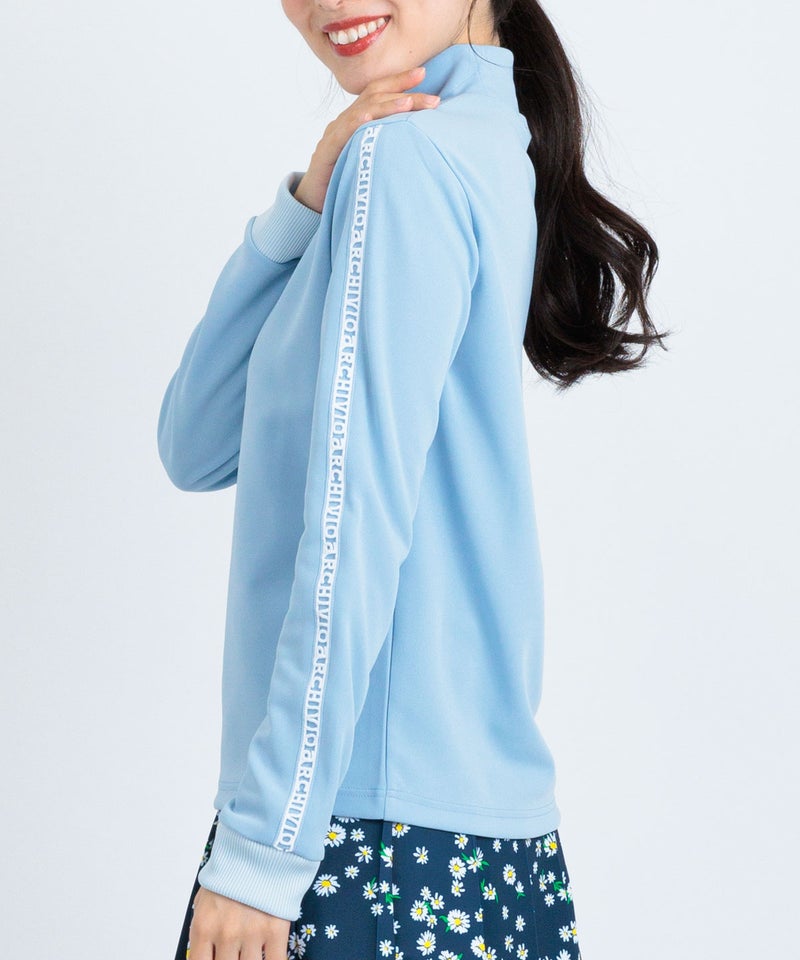 モデル着用画像（ライトブルー）