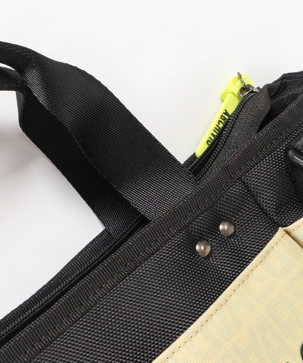 ハンドル部分（ベージュ）