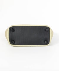 【メンズ】ARロゴ柄ラウンドバッグ底（ベージュ）