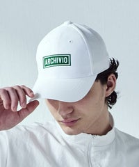 モデル着用画像（ホワイト×グリーン）