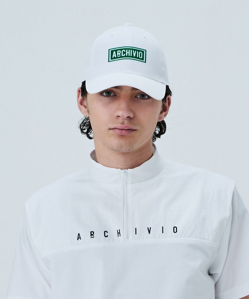 モデル着用画像（ホワイト×グリーン）