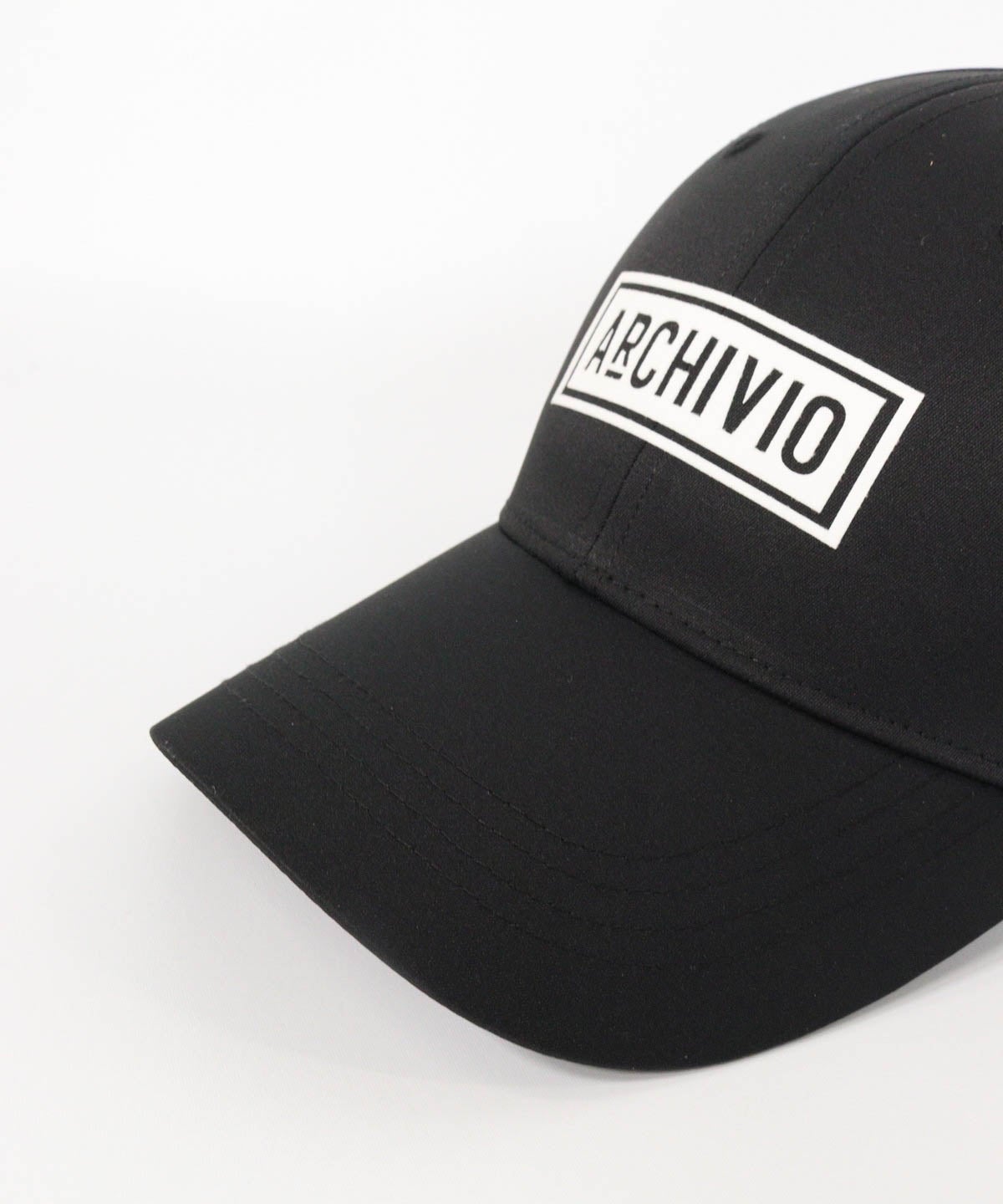 ツバ部分（ブラック×ホワイト）