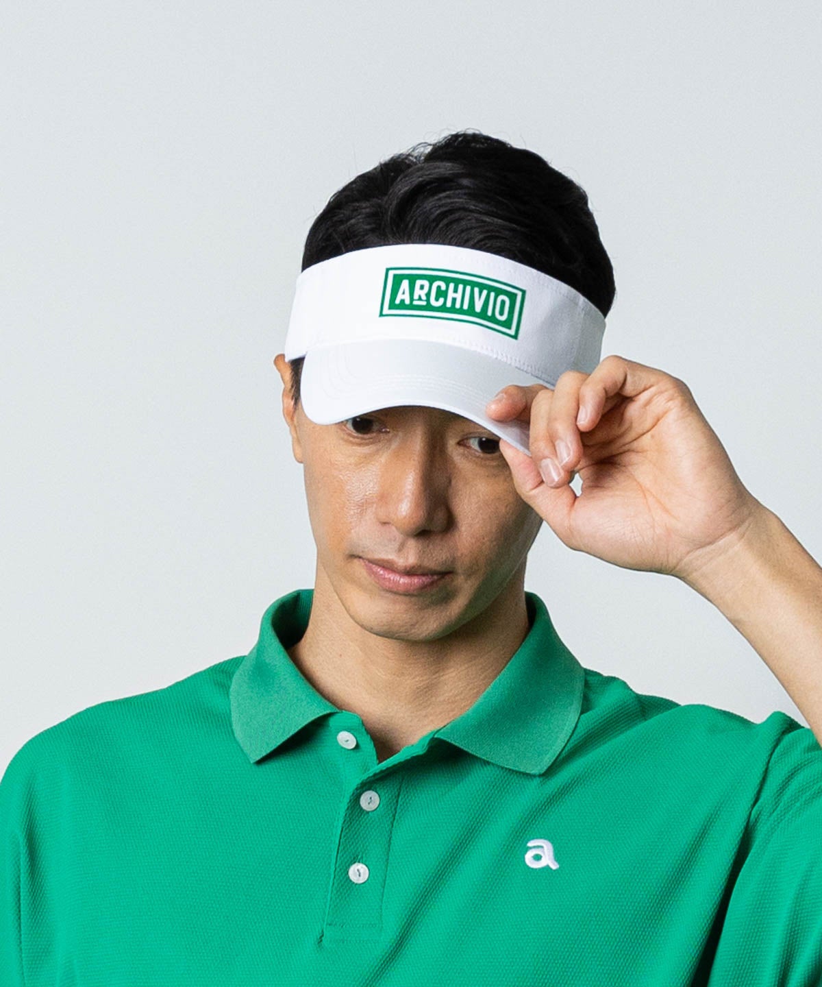 モデル着用画像（ホワイト×グリーン）