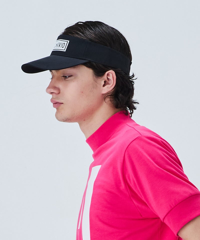 モデル着用画像（ブラック×ホワイト）