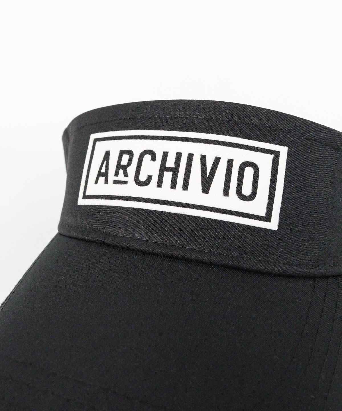 ロゴデザイン部分（ブラック×ホワイト）