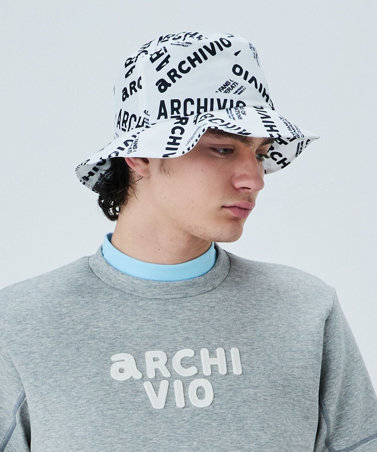 モデル着用画像（ホワイト）