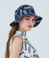 モデル着用画像（ブラック）