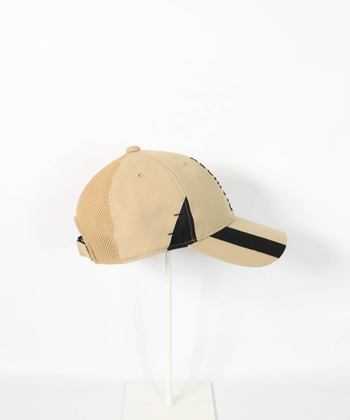 【メンズ】メッシュバイカラーキャップ右横（ベージュ）