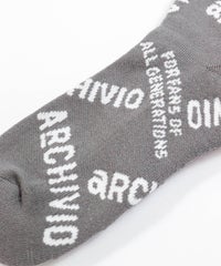 デザイン部分（グレー）