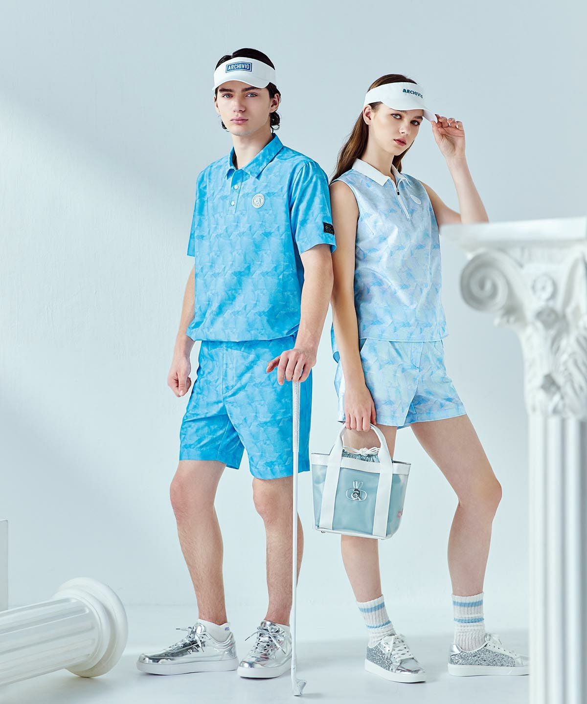 モデル着用画像（ホワイト×ブルー）