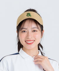 モデル着用画像（ベージュ）