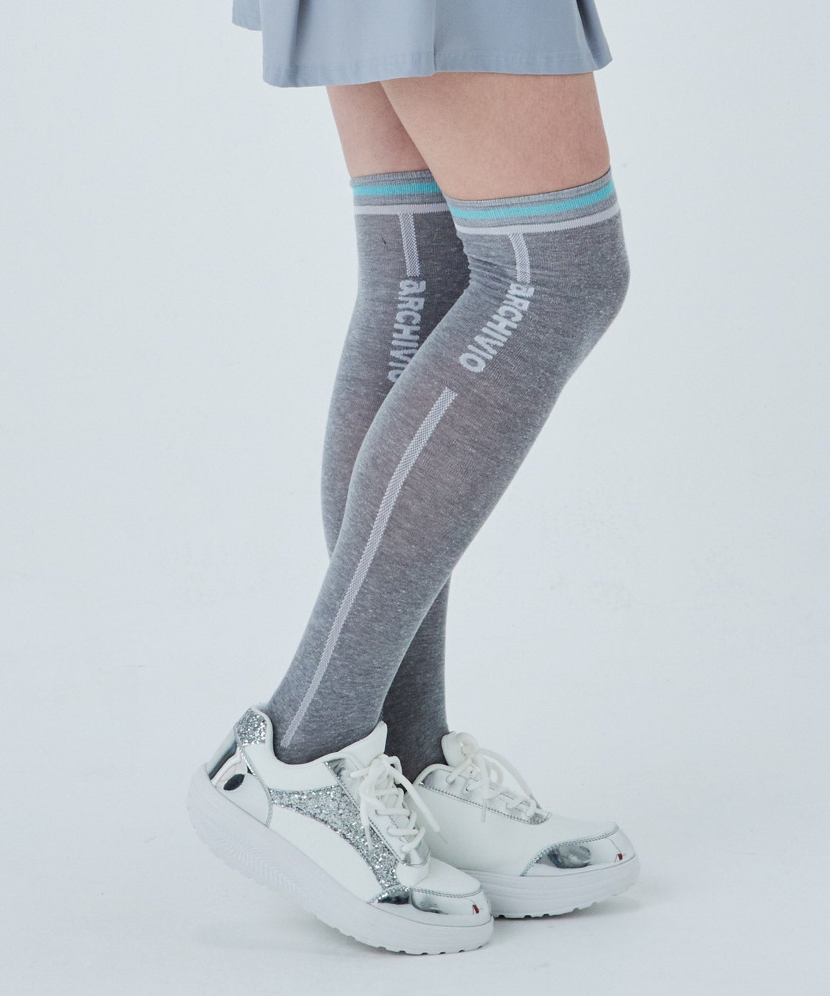 モデル着用画像（グレー）