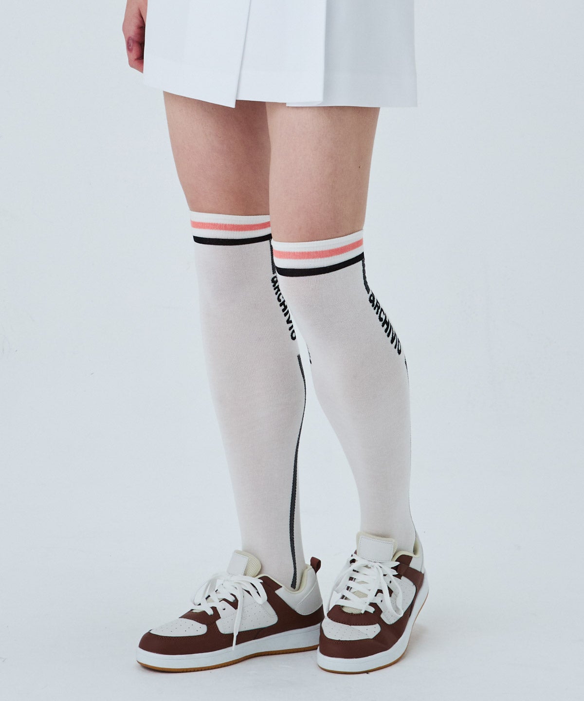 モデル着用画像（ホワイト）