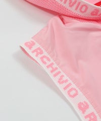 袖繰り部分（ピンク）