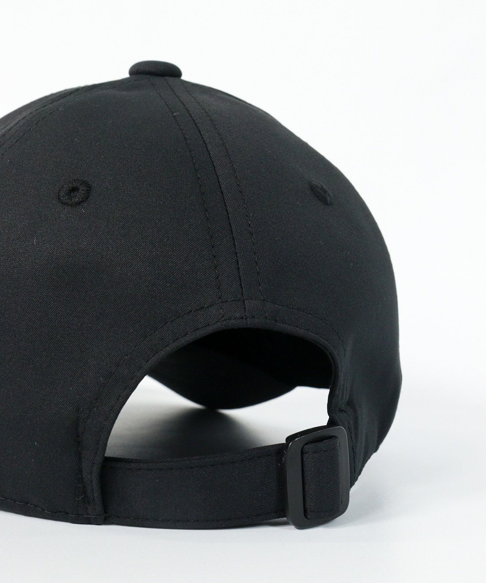 後ろアップ(ブラック×シルバー)