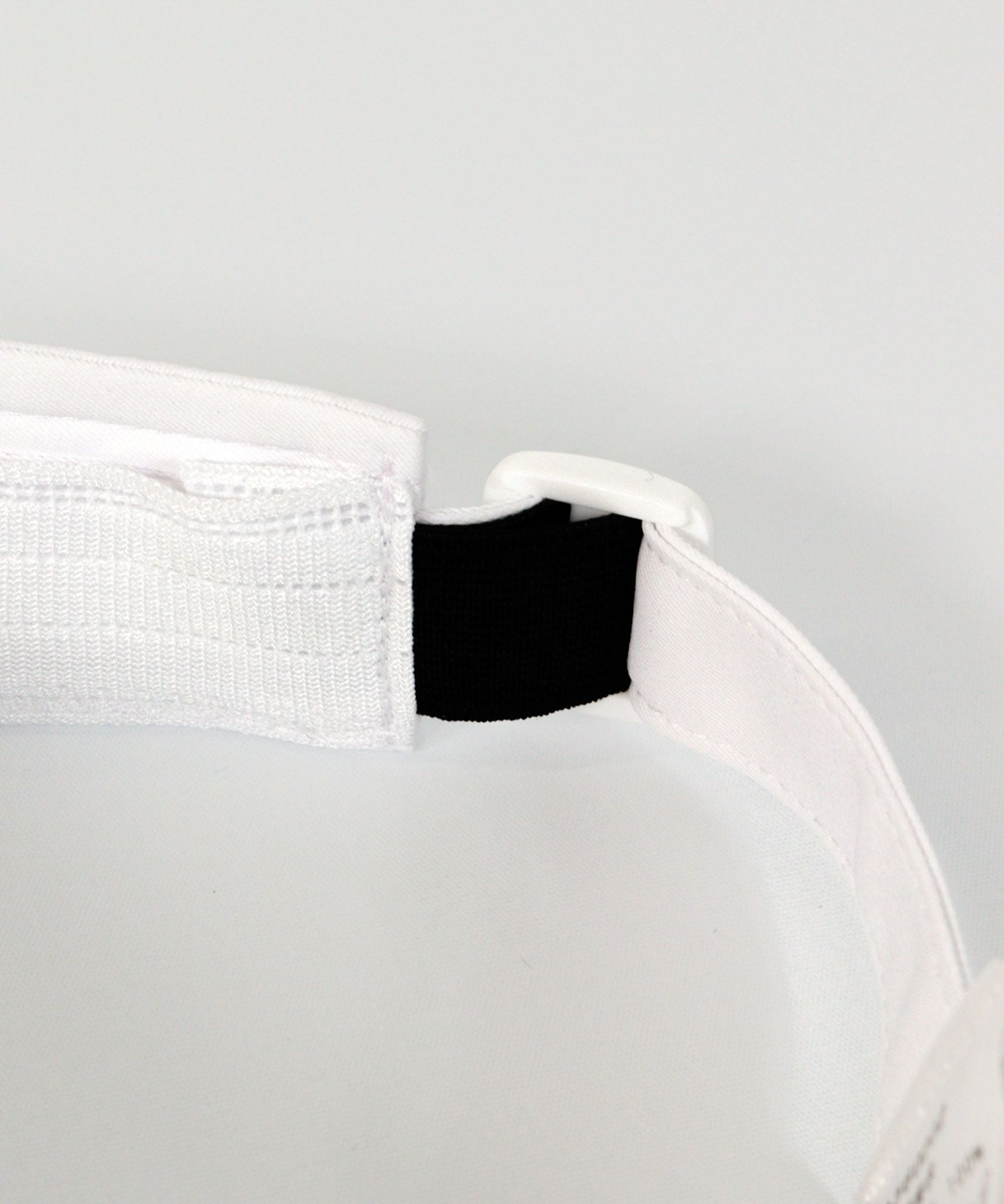 後部ベルト部分(ホワイト×ゴールド)