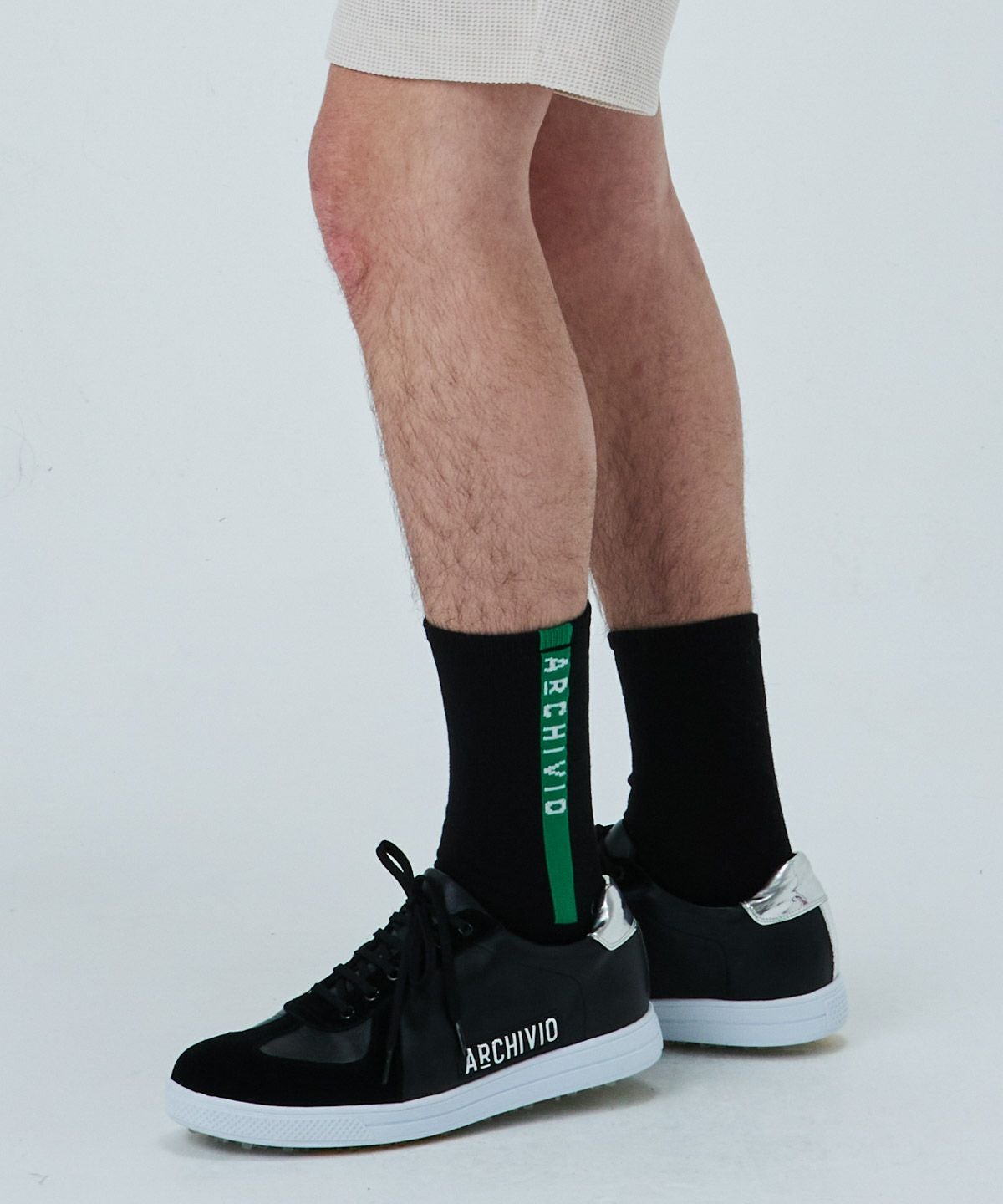 モデル着用画像(ブラック×グリーン)