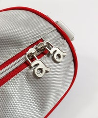 ロゴチャームファスナー（ライトグレー）