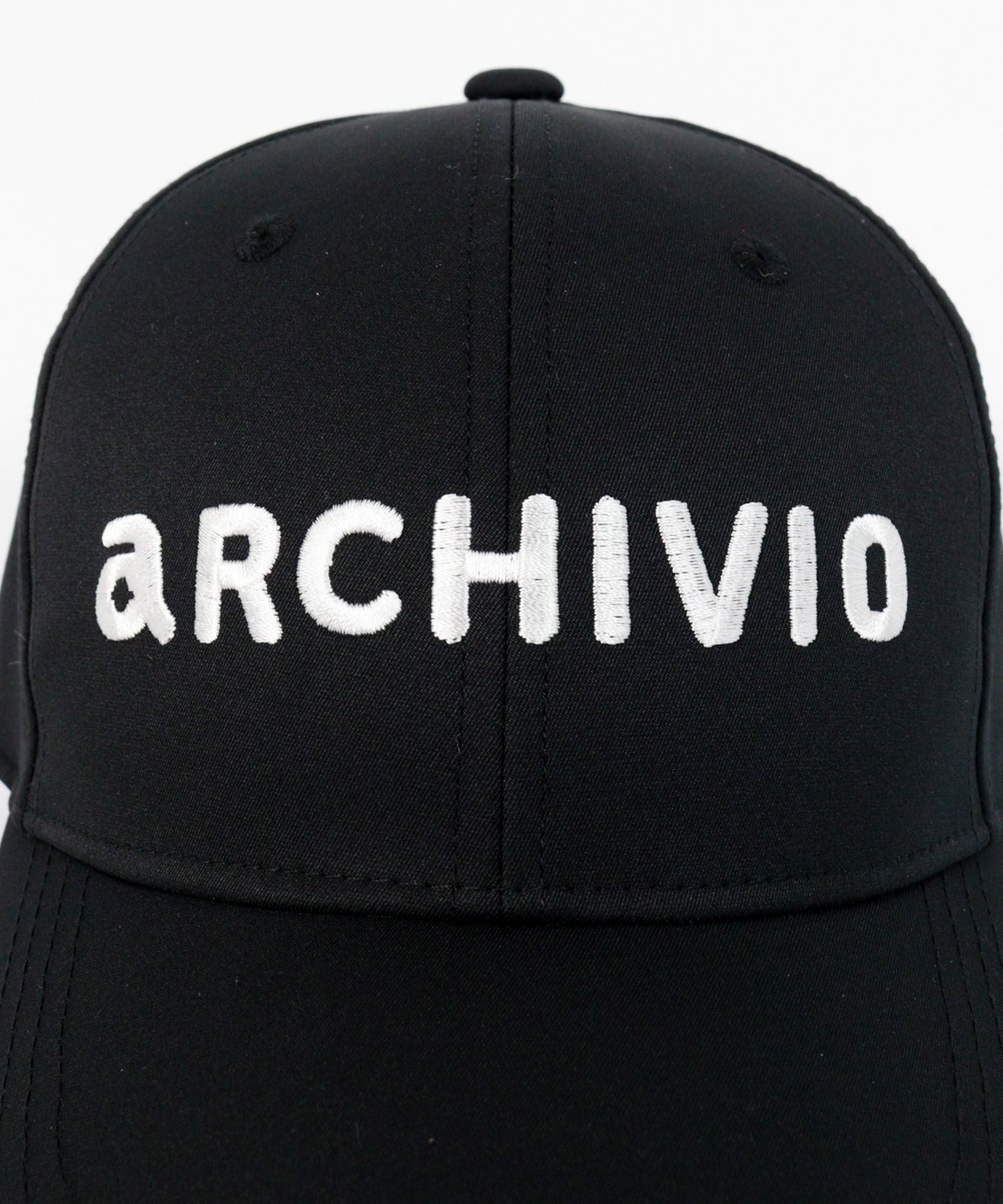 ロゴアップ(ブラック×ホワイト)