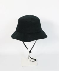 サンシェード付ロゴ刺繍ハット後（ブラック）