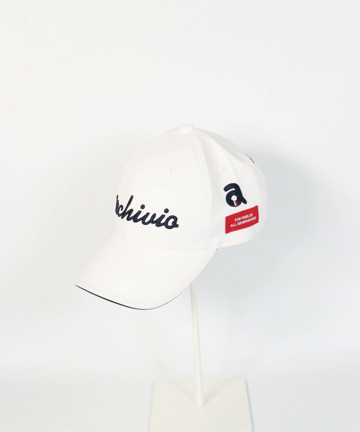 ロゴ刺繍撥水キャップ（ホワイト）
