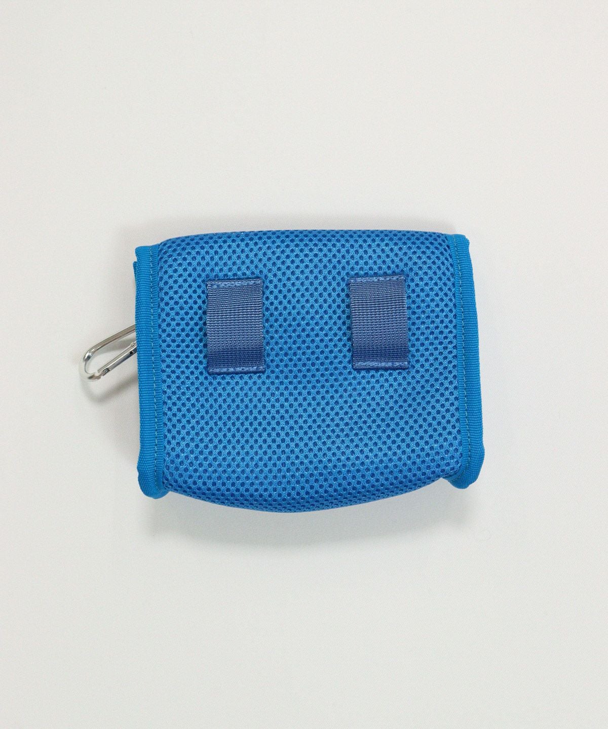 メッシュポーチ後（ブルー）