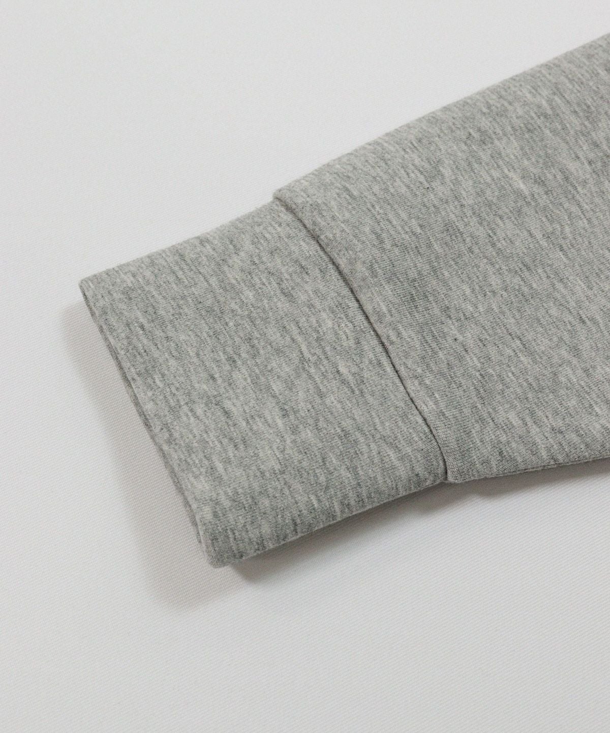 袖口(ライトグレー)