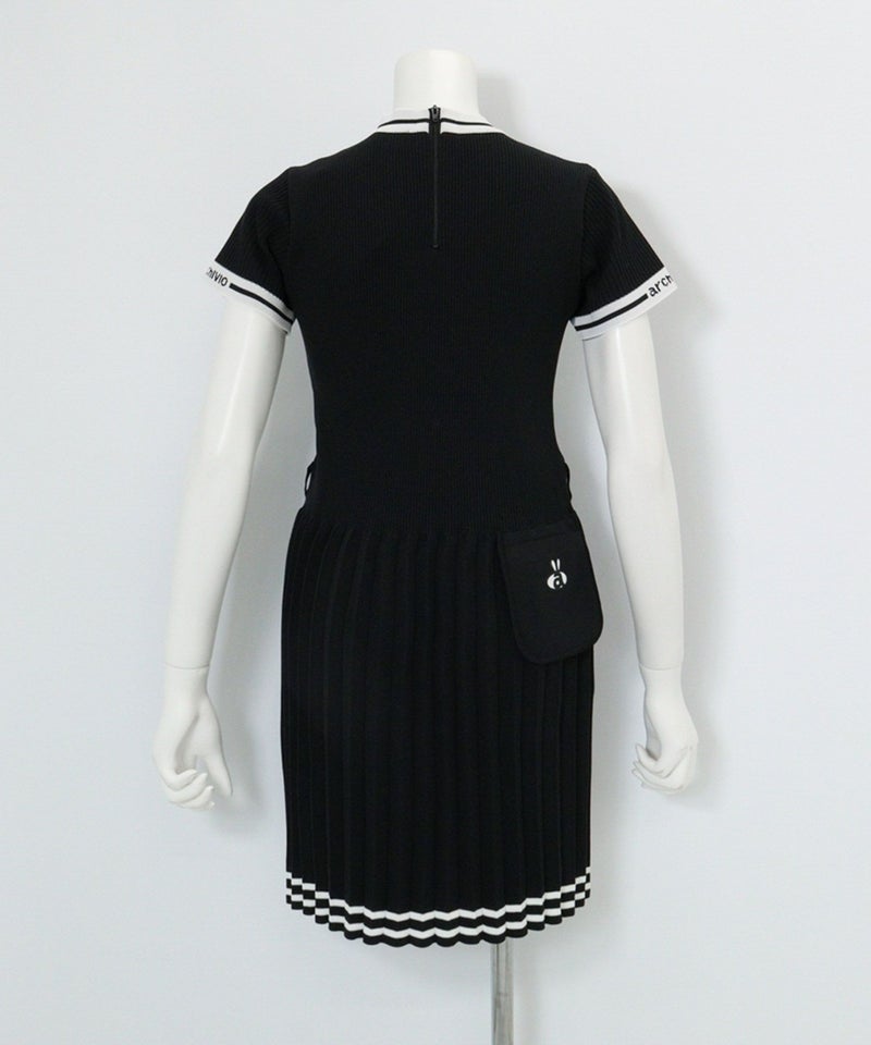 リブプリーツ切替ワンピース(ブラック)後ろ