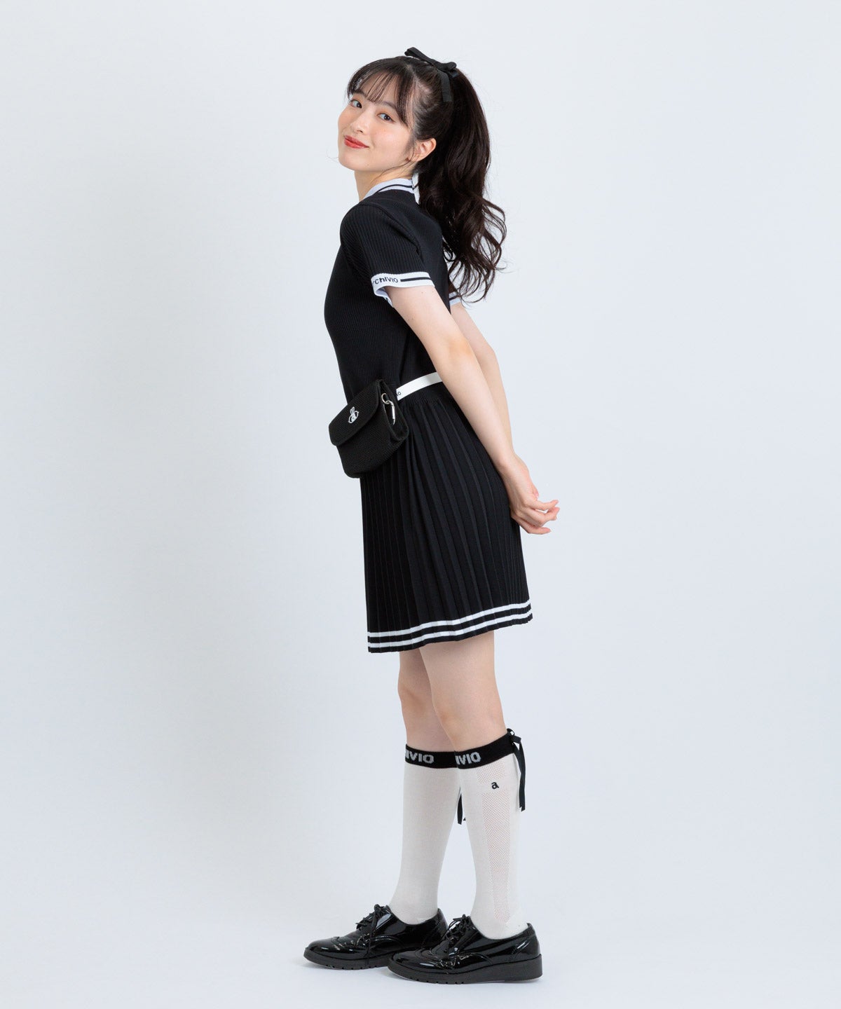 リブプリーツ切替ワンピース|アルチビオ - ゴルフウェアや婦人服通販