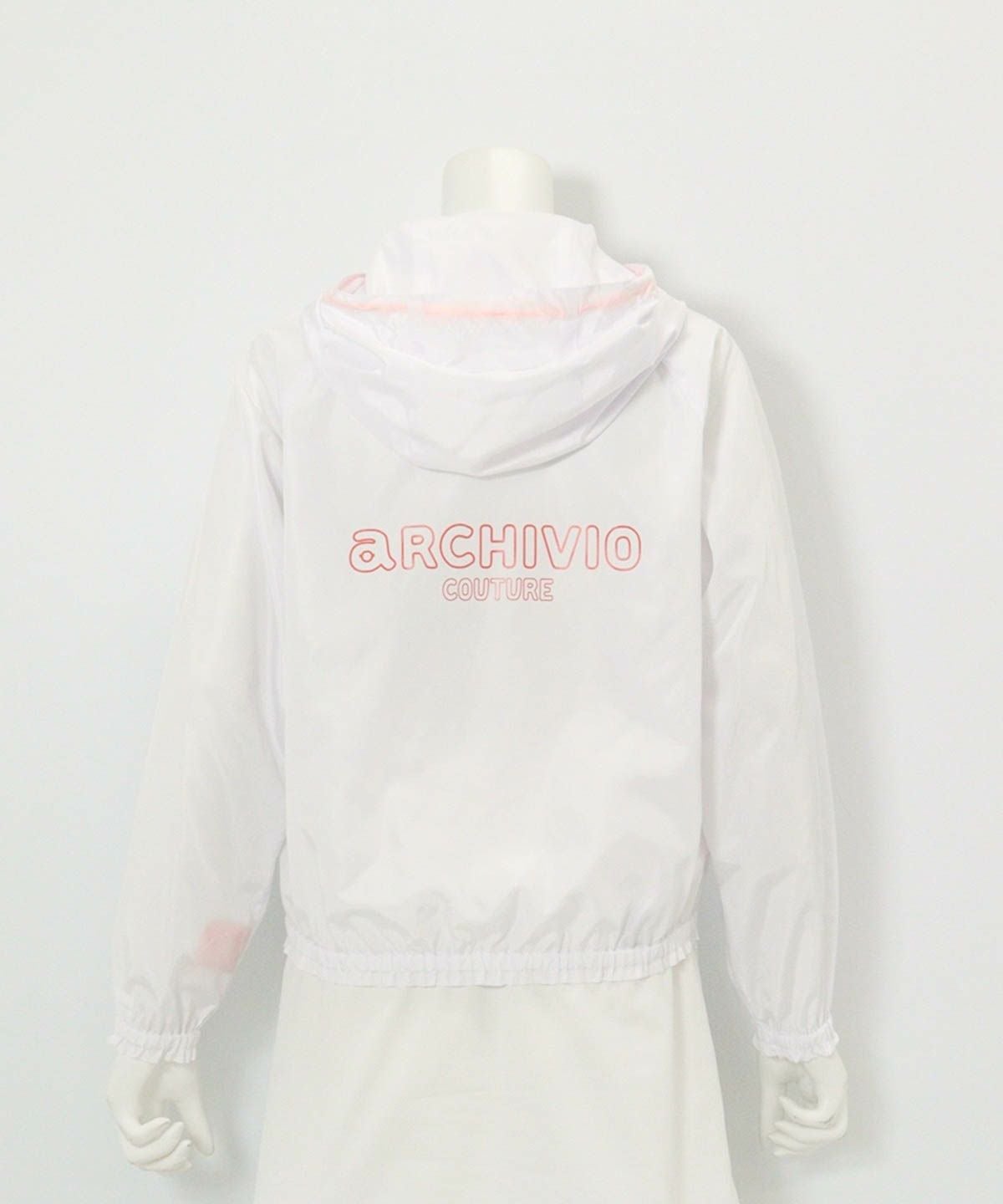 フロントテープジップブルゾン後（ホワイト）