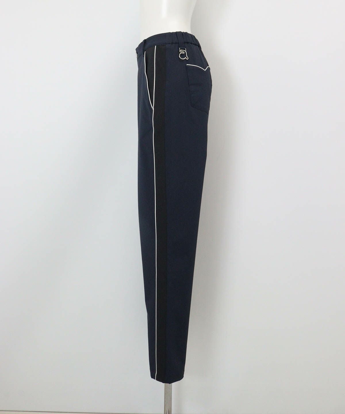 UV冷感スカラップポケットパンツ横（ネイビー）