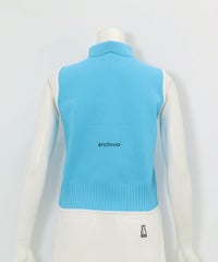 襟付きニットジップベスト後（ライトブルー）