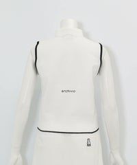 襟付きニットジップベスト後（ホワイト）