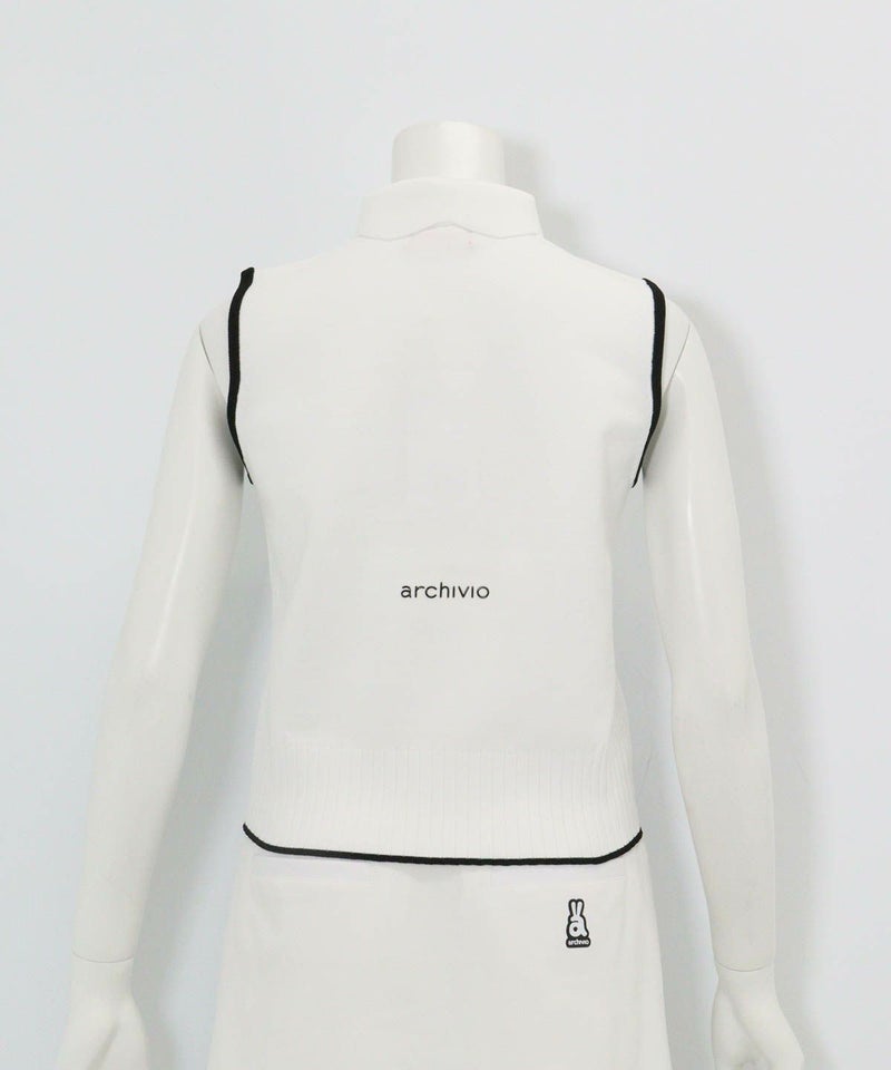 襟付きニットジップベスト後（ホワイト）