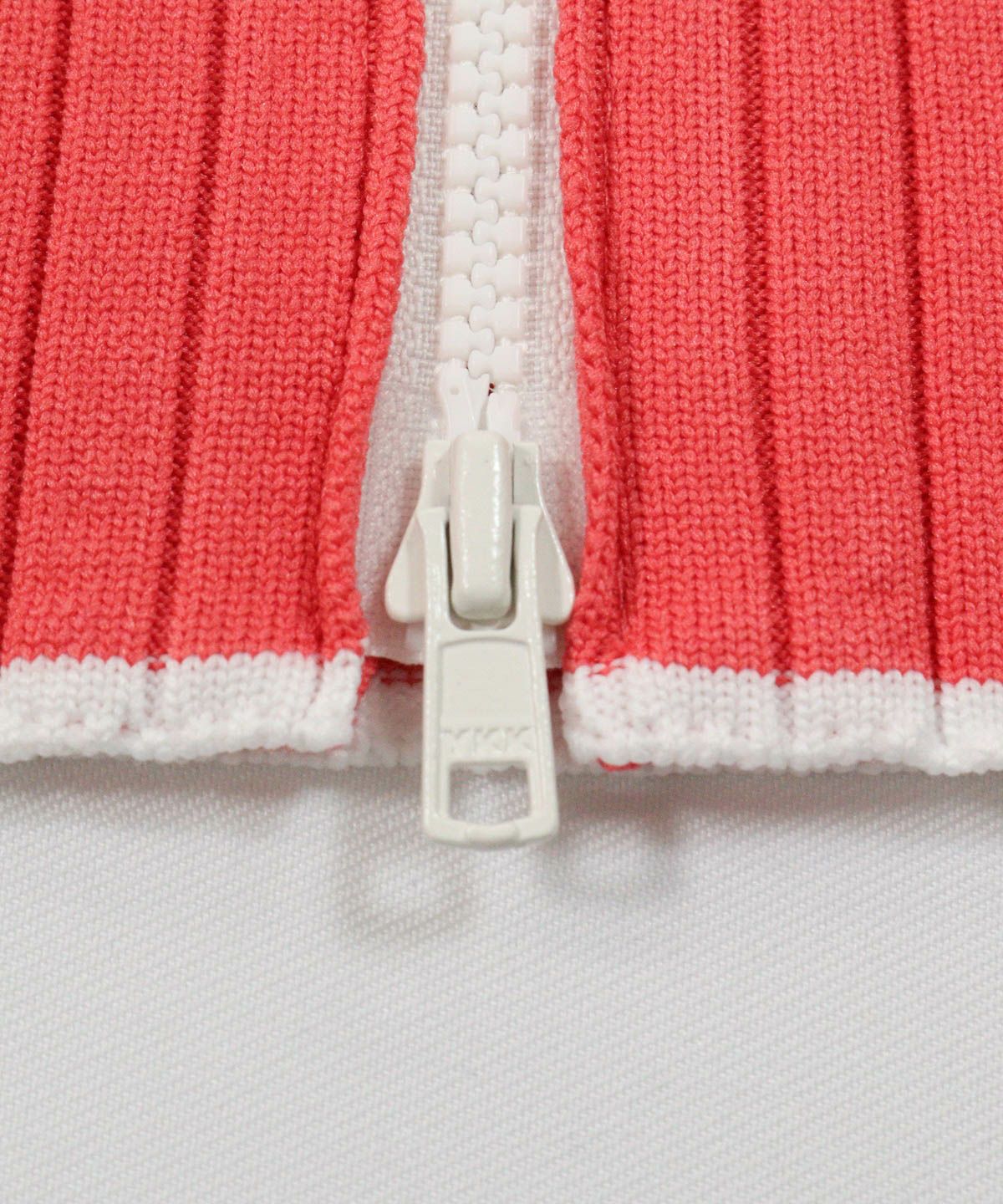 ファスナー（ライトオレンジ）