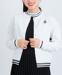 モデル着用画像(ホワイト×ブラック)