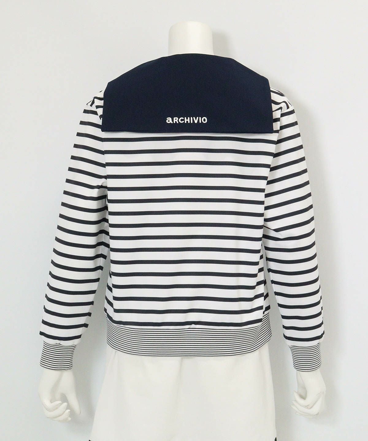 セーラーカラーUVプルオーバー(マルチ)後ろ