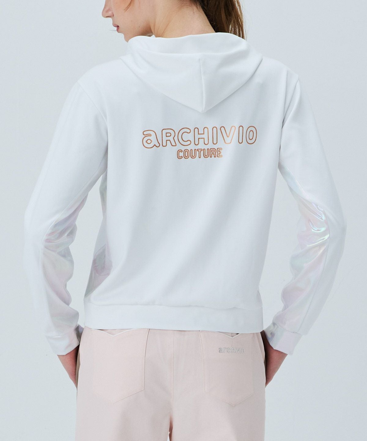 モデル着用画像(ホワイト)