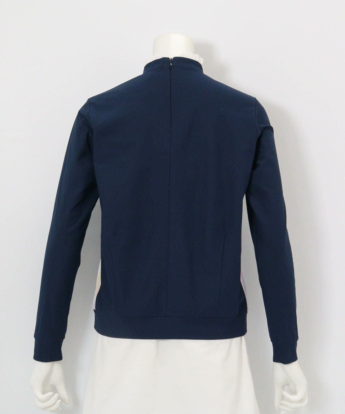 UV速乾フリル×オーロラ切替プルオーバー後（ネイビー）