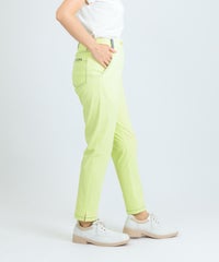 モデル着用画像(イエロー)